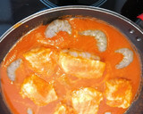 Foto del paso 6 de la receta: Rape con langostinos en salsa