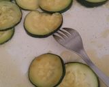 Foto del paso 3 de la receta 🥗 Ensalada de pasta, calabacines 🥒 y queso feta 🧀