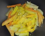 Foto del paso 2 de la receta: Papas "fritas" al horno