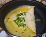 Foto langkah ke 6 dari resep Martabak telur teflon kilat ekonomis.