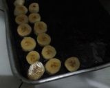 Foto langkah ke 3 dari resep Banana upside down.