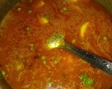 A picture of step 5 of Anda aloo matar salan/chapati.