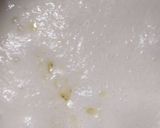A picture of step 2 of Kesar pista ice cream cake.