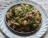 A picture of step 5 of Sabudana khichadi.