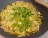 Foto del paso 2 de la receta: Arroz con chipirones y gambas