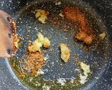 Foto del paso 2 de la receta: Pasta con salsa de sardinas