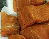 A picture of step 2 of Honey glazed salmon.
