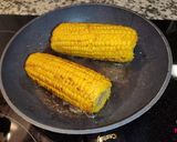 Foto del paso 3 de la receta: Mazorcas con mantequilla