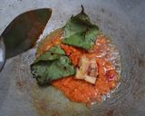 Foto langkah ke 7 dari resep Mujair Bumbu Kuning.