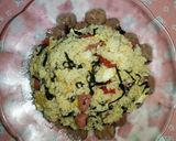 Foto langkah ke 5 dari resep Nasi goreng daun mengkudu.