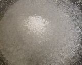 बेसन, सूजी और आटे के लड्डू (besan, suji aur ke laddoo recipe in Hindi) रेसिपी चरण 1 फोटो