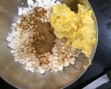 A picture of step 4 of Jade corn soup and paneer-corn patra.