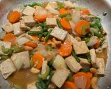 A picture of step 5 of Cashew Tofu (or Chicken).