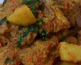 Foto langkah ke 9 dari resep Ayam woku KENTANG.