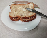 Foto del paso 1 de la receta: Bocadillo de pavo y queso