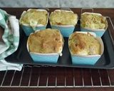 Foto langkah ke 7 dari resep Muffin Sosis Keju.