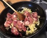 Une image de l'étape 5 de Porc sauté au citron confit,oignon et marinade.