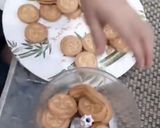 बिना ओवन के बिस्कुट केक (Bina oven ke biscuit cake recipe in Hindi) रेसिपी चरण 1 फोटो