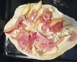 A picture of step 4 of Prosciutto, Pear and Gorgonzola Pizza.