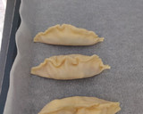 Foto del paso 3 de la receta: Empanadillas de queso de cabra y cebolla caramelizada
