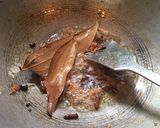 A picture of step 3 of Plain Pulao.