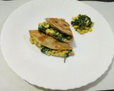 A picture of step 11 of Cheese, corn and spinach Quesadilla (Mexican cuisine).