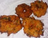 स्वीट कॉर्न और गाजर के वड़े (Sweet corn aur gajar ke vade recipe in Hindi) रेसिपी चरण 3 फोटो