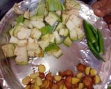 বড়ি আলু বেগুন দিয়ে মেথি শাকের ঘন্ট (bori aloo begun diye methi saager ghonto recipe in Bengali) রেসিপির ধাপ 2 ছবি
