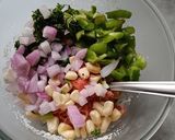 A picture of step 2 of Rawa Veg Open Sandwich.