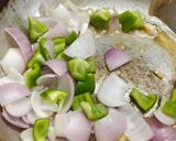 A picture of step 3 of White Sauce Chicken Pasta.
