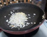Foto langkah ke 4 dari resep Mie Ayam Jamur.