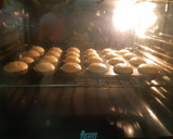 Foto del paso 5 de la receta: Magdalenas caseras muy esponjosas con copete