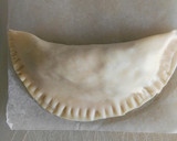 Foto del paso 8 de la receta: Empanadillas de espinacas, queso crema y manzana