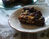 Foto del paso 3 de la receta: Postre de Chocolate, maní y copos de maíz😋