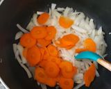 Foto del paso 1 de la receta: Pollo arvejado con puré