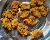 A picture of step 2 of Fulvada (Rice pakoda).
