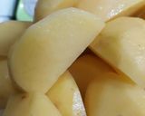 Foto langkah ke 1 dari resep Perkedel Kentang Spesial.
