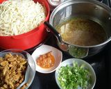 Foto langkah ke 4 dari resep Mie ayam kuah kuning.