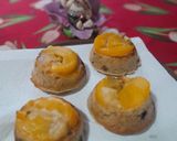 Foto del paso 4 de la receta: Muffins de avena y durazno (al estilo torta invertida)