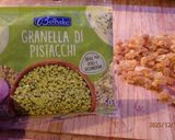 Somlói tekercs pisztáciával recept fázis 5 fotója