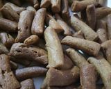 A picture of step 5 of Crispy Masala Wheat Flour Sticks.