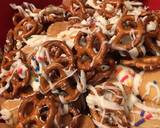 Buddy the elf Chex mix recipe step 3 photo