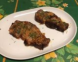 Une image de l'étape 8 de Côtes de porc laquées œuf, tomate, soja, persil.