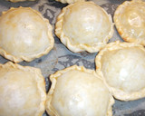 Foto del paso 4 de la receta: Pastelitos de pavo, jamón y quesos con cúrcuma