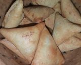 A picture of step 5 of Chicken Samosa.