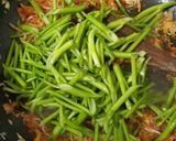 Foto langkah ke 2 dari resep Buduak-Buduak Tumis Kangkung.