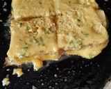 A picture of step 3 of Bread suji pakoda - new style.