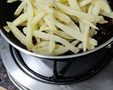 A picture of step 5 of Honey Chili Potato.