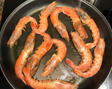 Foto del paso 2 de la receta: Gamba 🍤 a la naranja 🍊 y cava 🍾