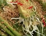 A picture of step 4 of Easy Guacamole.